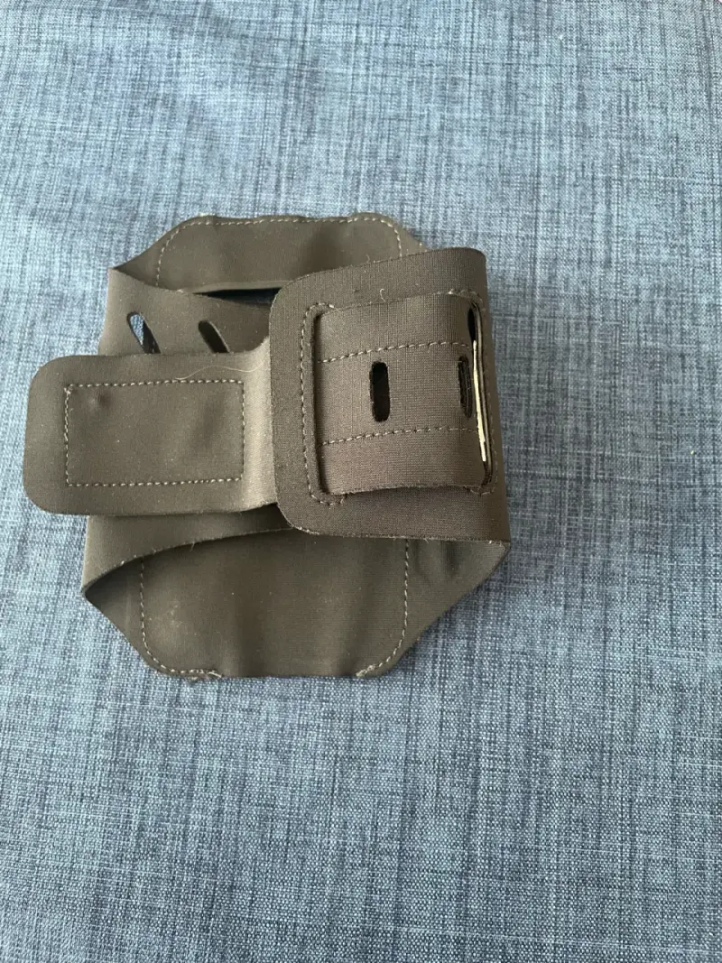 Brazalete Deportivo Adidas para Smartphone - 2