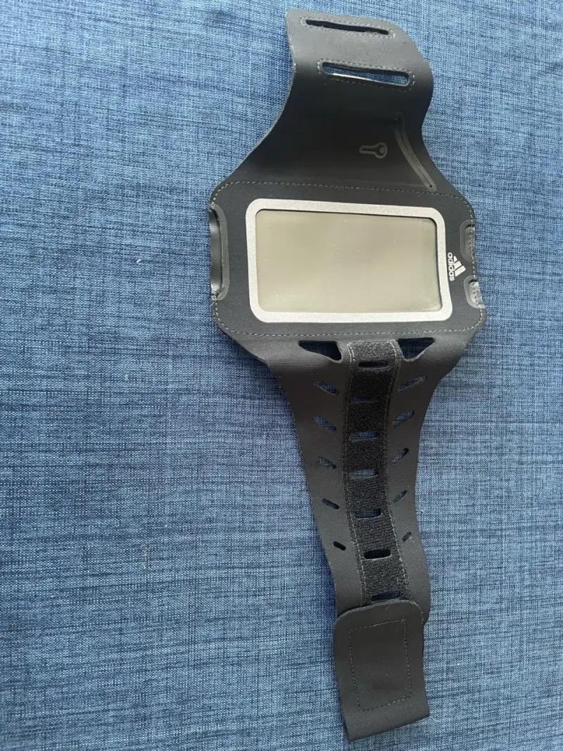 Brazalete Deportivo Adidas para Smartphone - 4