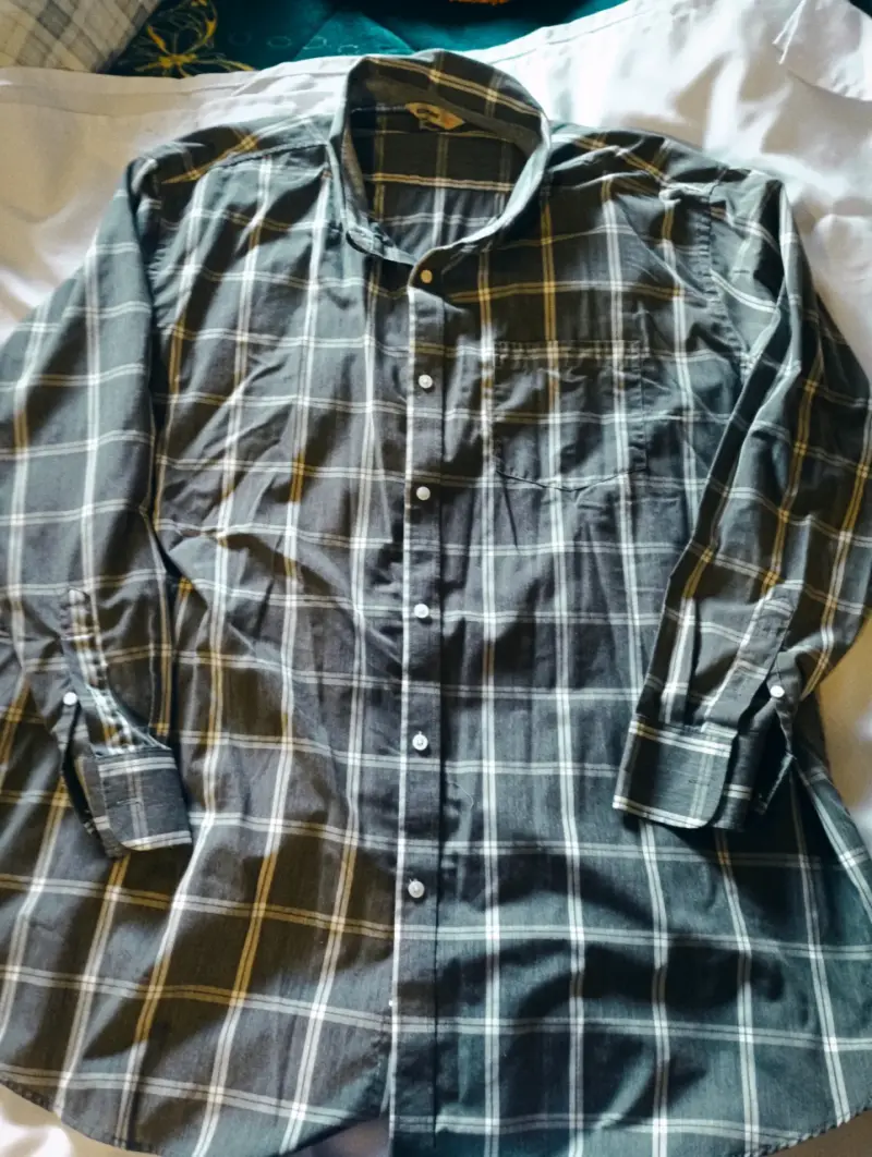 Camisa de hombre a cuadros gris