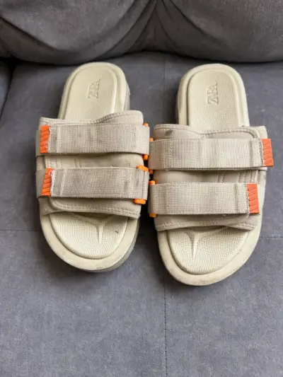 Sandalias beige con correas ajustables Zara - miniatura 3