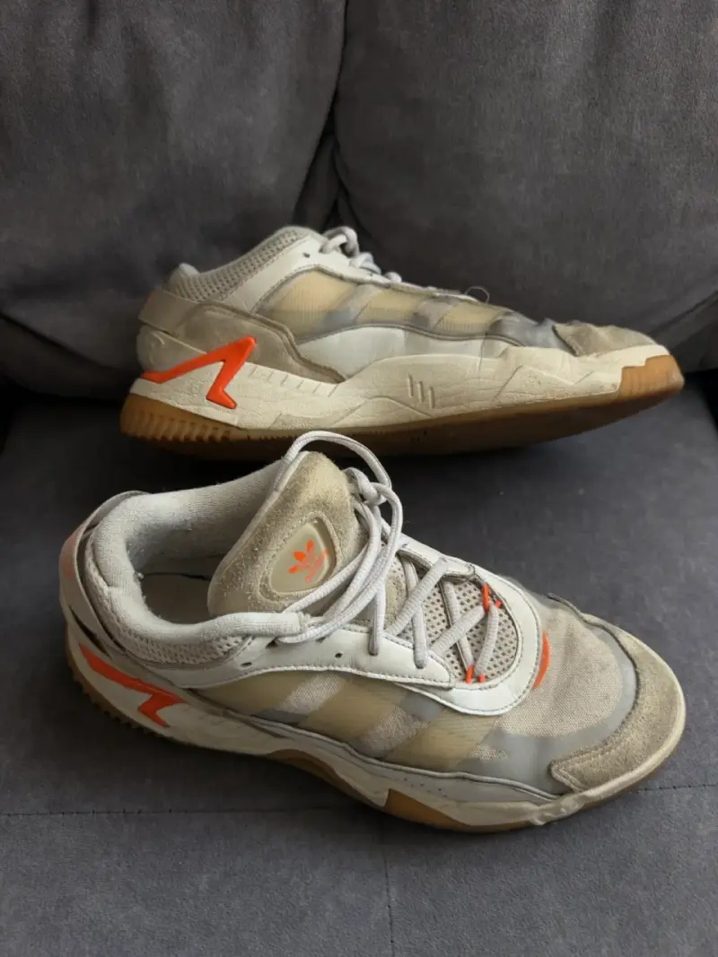Zapatillas deportivas Adidas beige y naranjas - 2