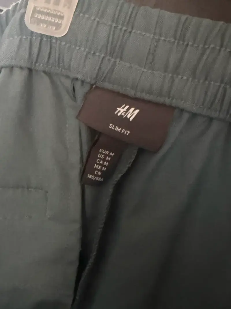 Pantalones H&M Slim Fit Verde Hombre - 2