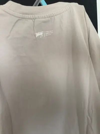 Polera beige con diseño de perros Okhatup - miniatura 4