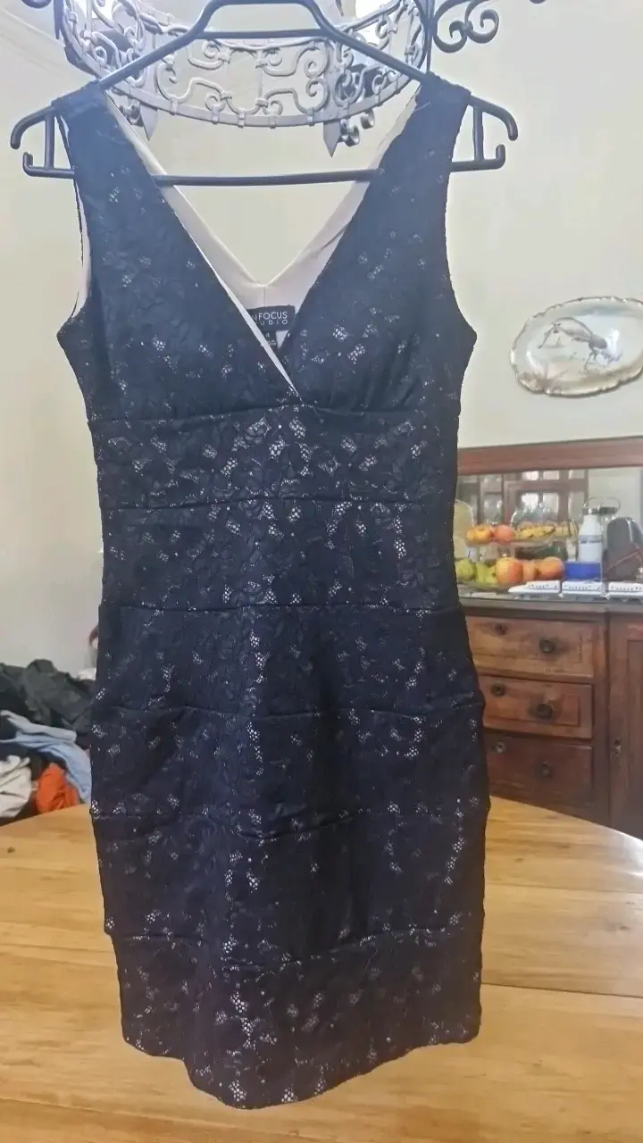 Vestido de encaje negro Enfocus Studio talla 14 - 3