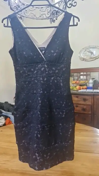 Vestido de encaje negro Enfocus Studio talla 14 - miniatura 3