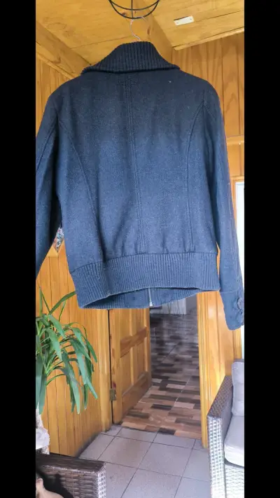 Chaqueta de lana azul oscuro para mujer - miniatura 3