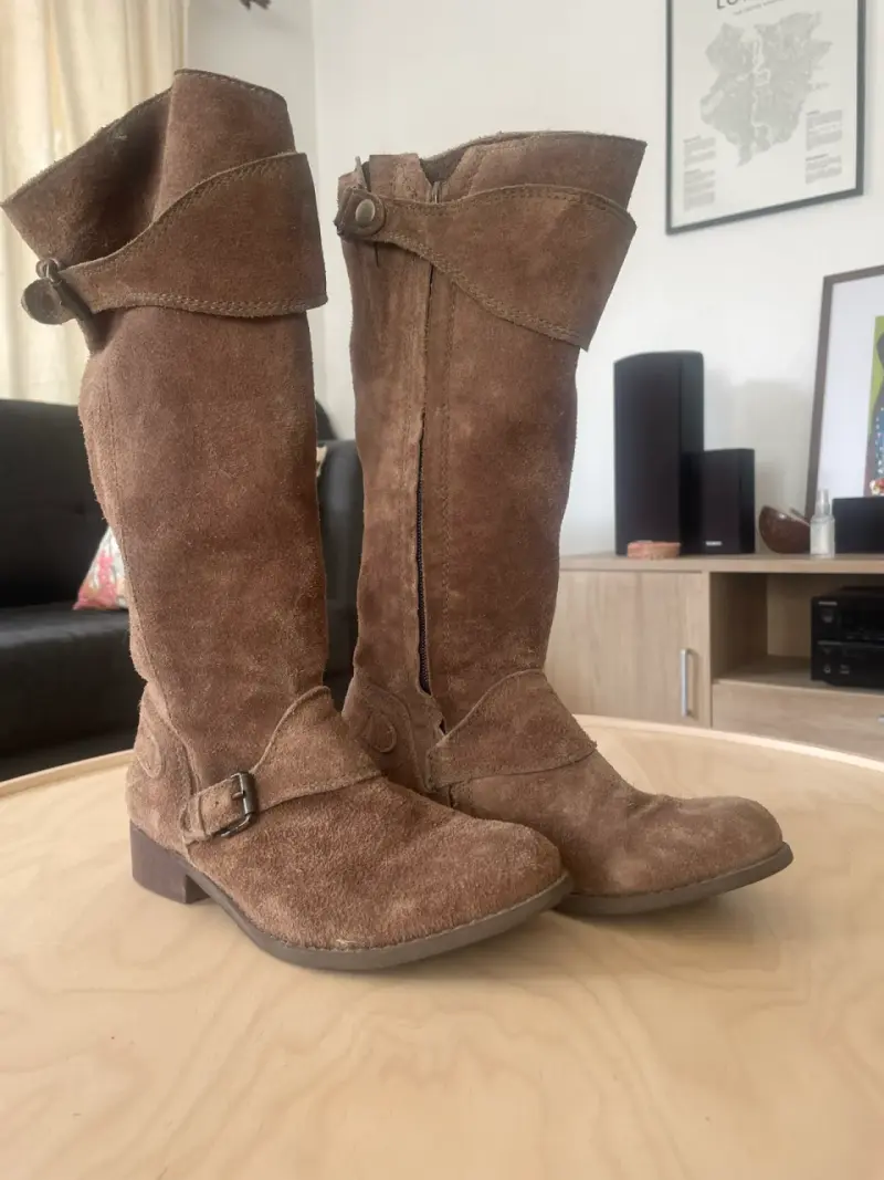 Botas de gamuza marrón para mujer - 1