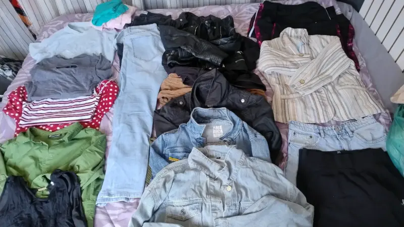 Lote de ropa para mujer - 1