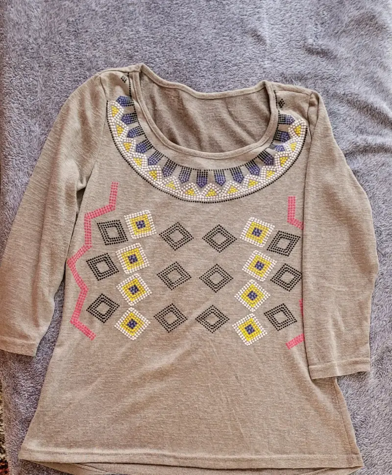 Polera beige mujer