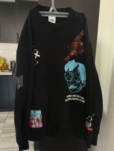 Polerón negro estampado Zara - miniatura 1