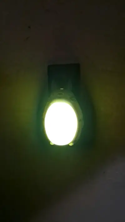 Lámpara de noche Totoro LED - miniatura 2