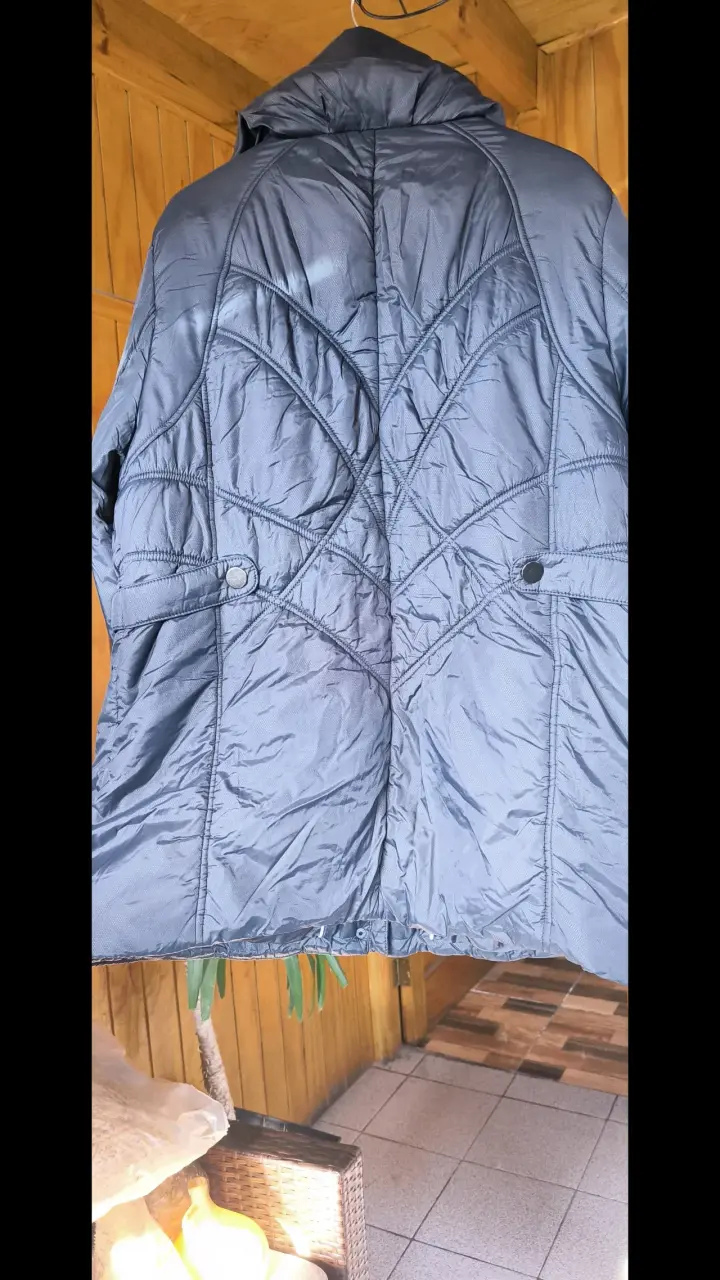 Abrigo acolchado azul para mujer - 3