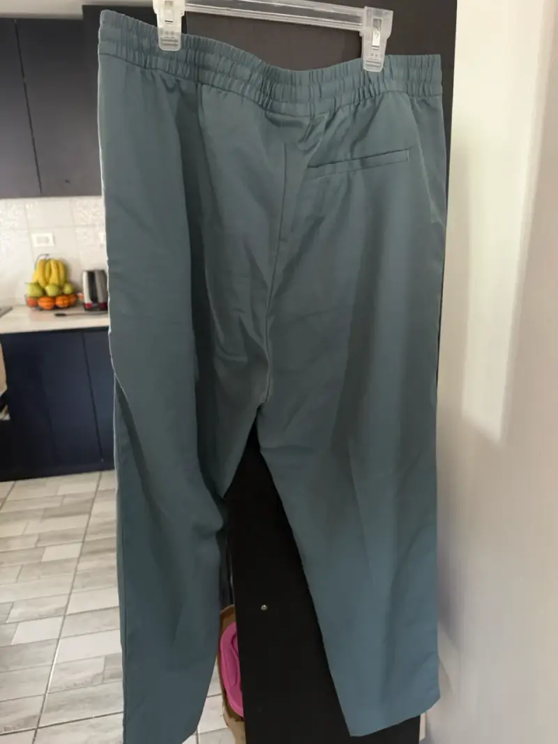 Pantalones verdes H&M Slim Fit para hombre - 2