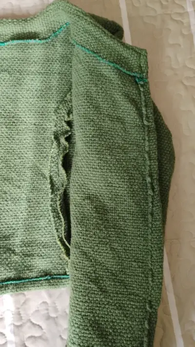 Chaleco verde tejido para mujer - miniatura 2