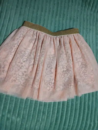 Vestido infantil con diseño de flor y falda tutú - miniatura 6