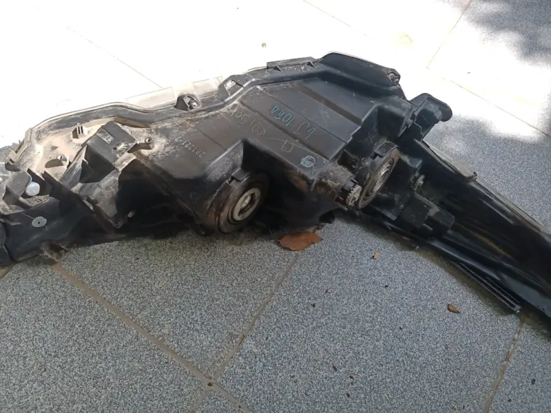 Faro delantero derecho para Toyota Yaris - 3