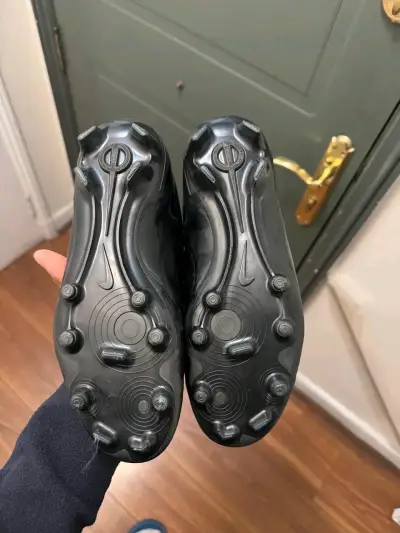 Botines de fútbol Nike tiempo negros - miniatura 5