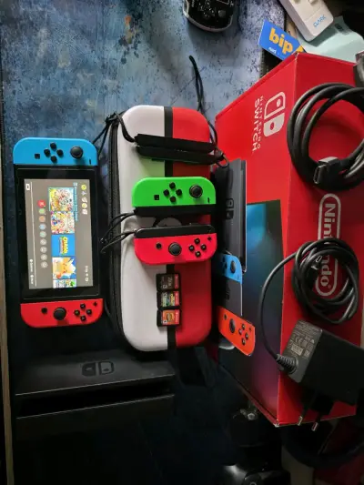 Consola Nintendo Switch con accesorios y juegos - miniatura 2