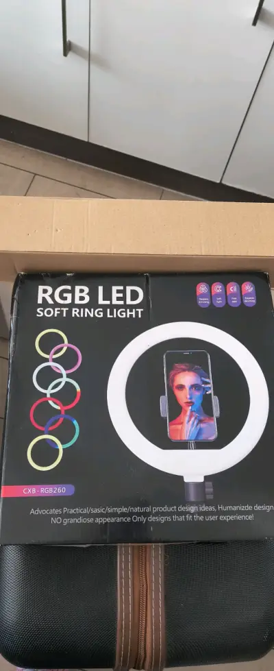 Aro de Luz LED RGB con Control de Brillo - miniatura 1