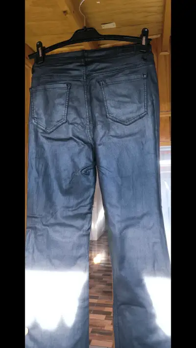 Pantalones acampanados negros Opposite talla 42 - miniatura 2