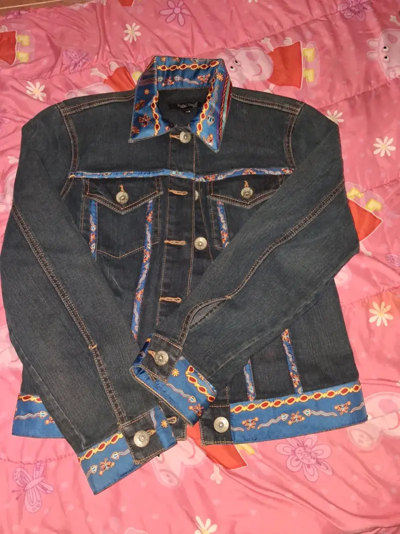 Chaqueta de mezclilla Pineda Covalin con detalles coloridos - 1