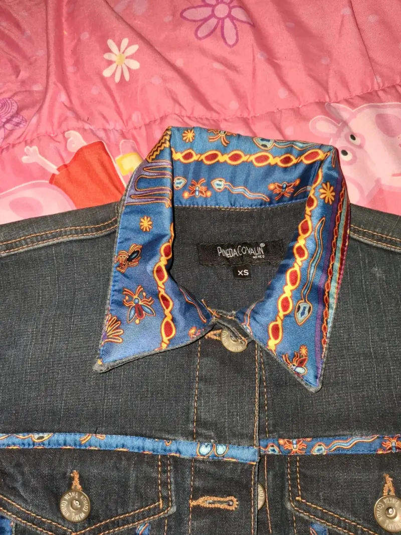 Chaqueta de mezclilla Pineda Covalin con detalles coloridos - 2