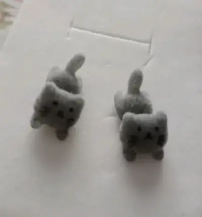 Aros con diseño de gato gris - miniatura 1