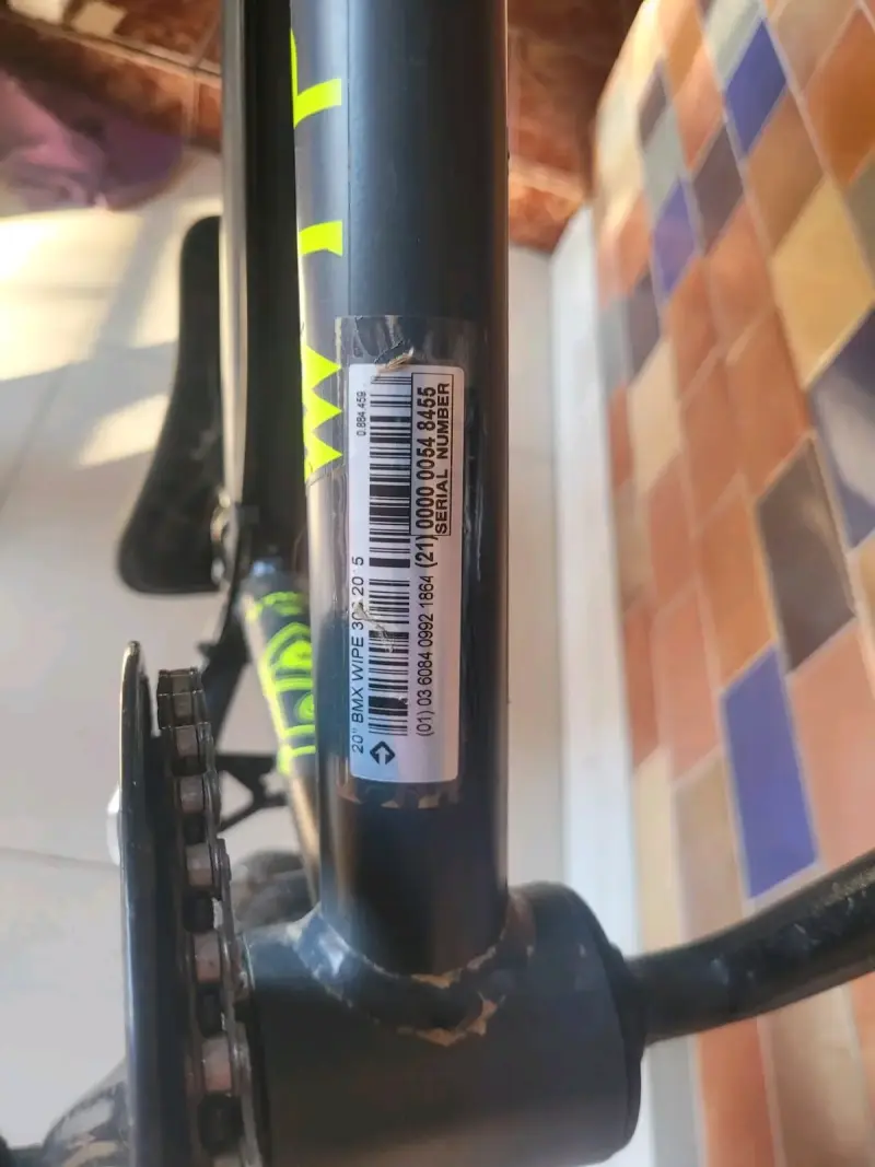 Bicicleta BMX Wipe para Niños en Buen Estado - 4