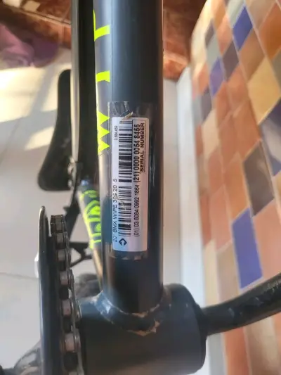 Bicicleta BMX Wipe para Niños en Buen Estado - miniatura 4
