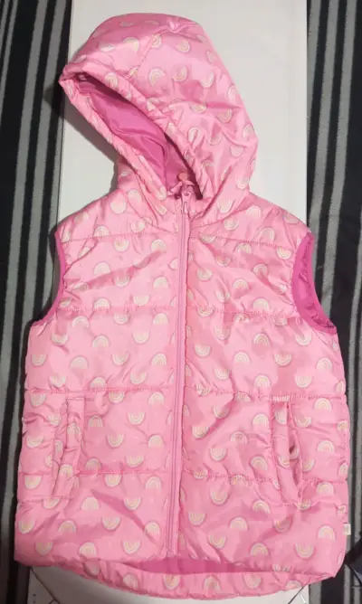Chaleco sin mangas para niña con capucha rosa - miniatura 1