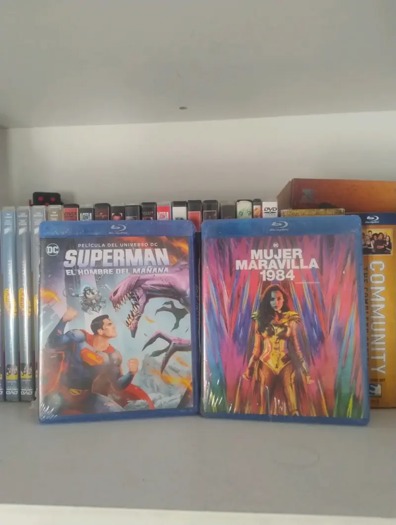 Películas Blu-ray Superman y Mujer Maravilla 1984