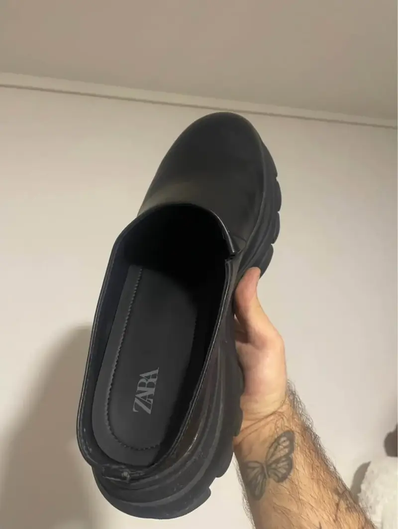 Zuecos zara de ecocuero negro con suela gruesa - 2