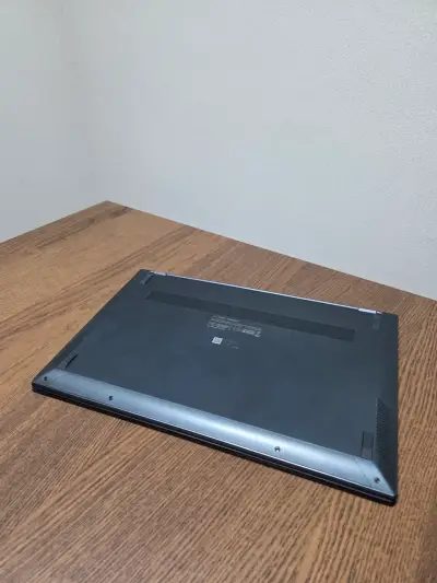 Laptop ASUS ZenBook 13 con Procesador AMD Ryzen 7 - miniatura 6