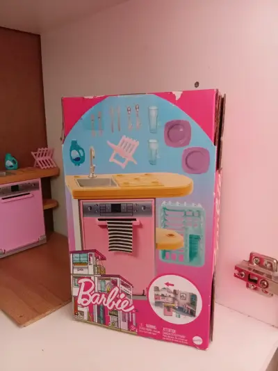 Cocina de juguete Barbie con lavavajillas - miniatura 4