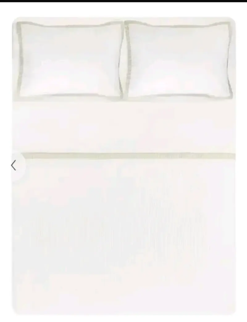 Juego de Cama Blanco con Detalles Beige 1.5 - 3