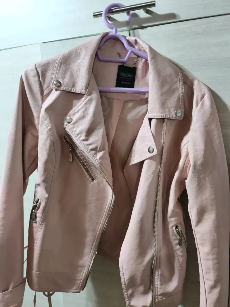 Chaqueta Mossimo mujer ecocuero