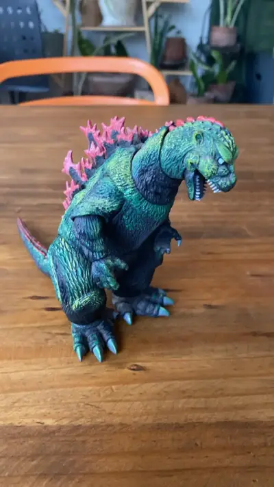 Figura de acción Godzilla verde con púas rosas - miniatura 1