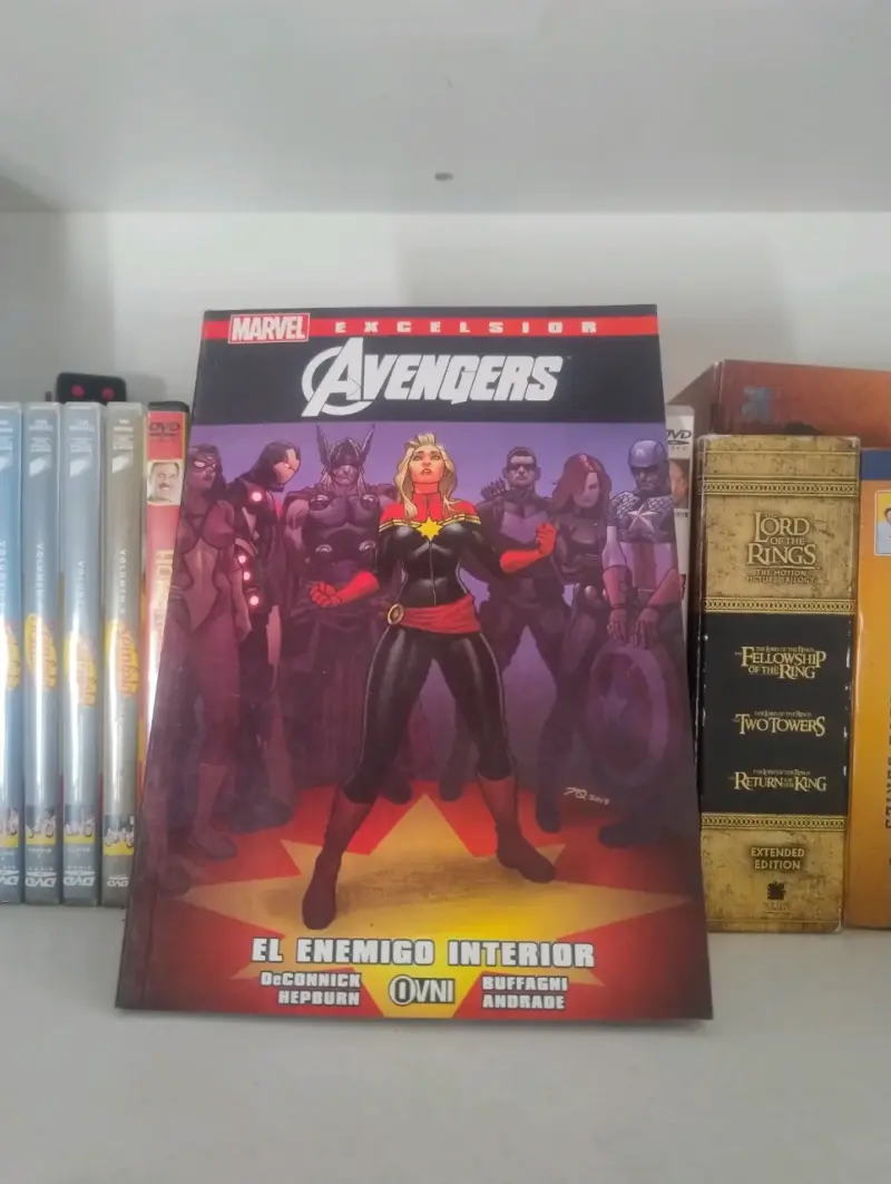 Cómic Marvel Avengers El Enemigo Interior