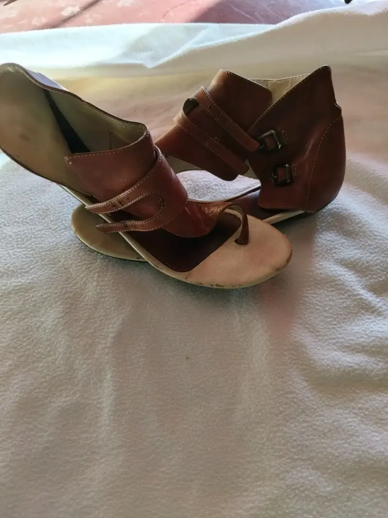 Sandalias de cuero marrón Albano Glam talla 37 - 4