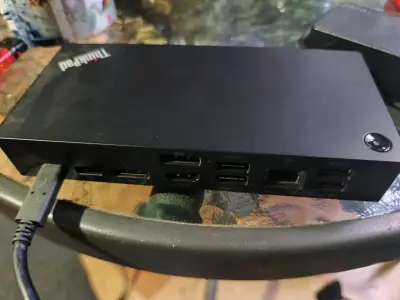 Docking station Lenovo ThinkPad USB-C - miniatura 2