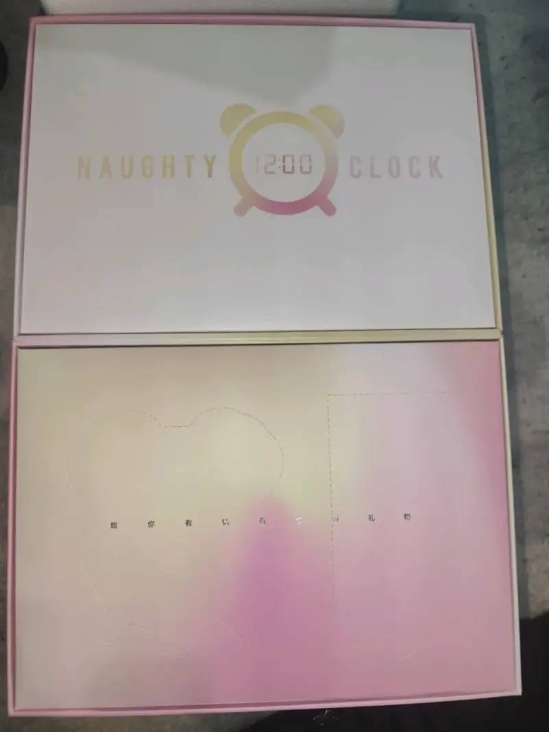 Reloj despertador digital Naughty Clock con diseño kawaii - 5