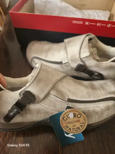 Zapatos de cuero natural Ferracini grises - miniatura 1