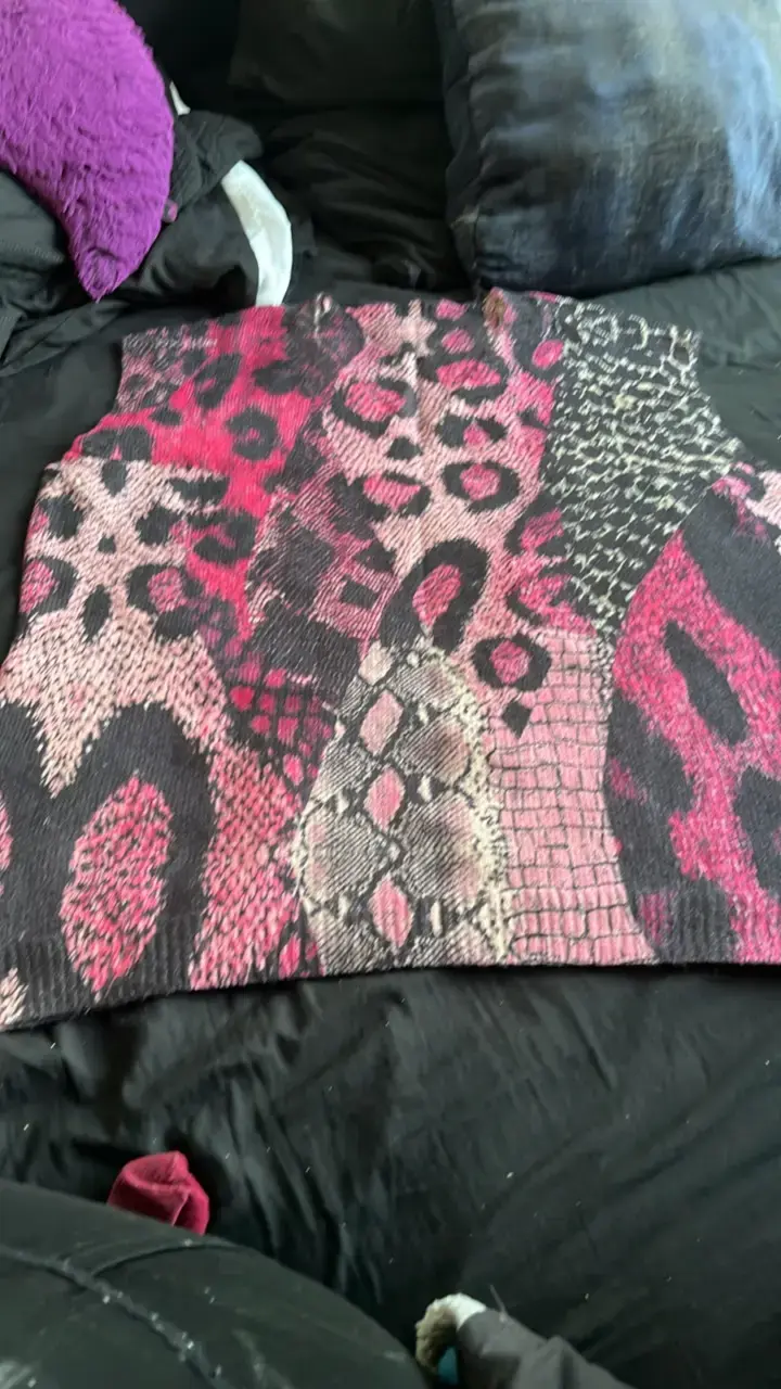 Sweater de mujer con estampado animal print - 1