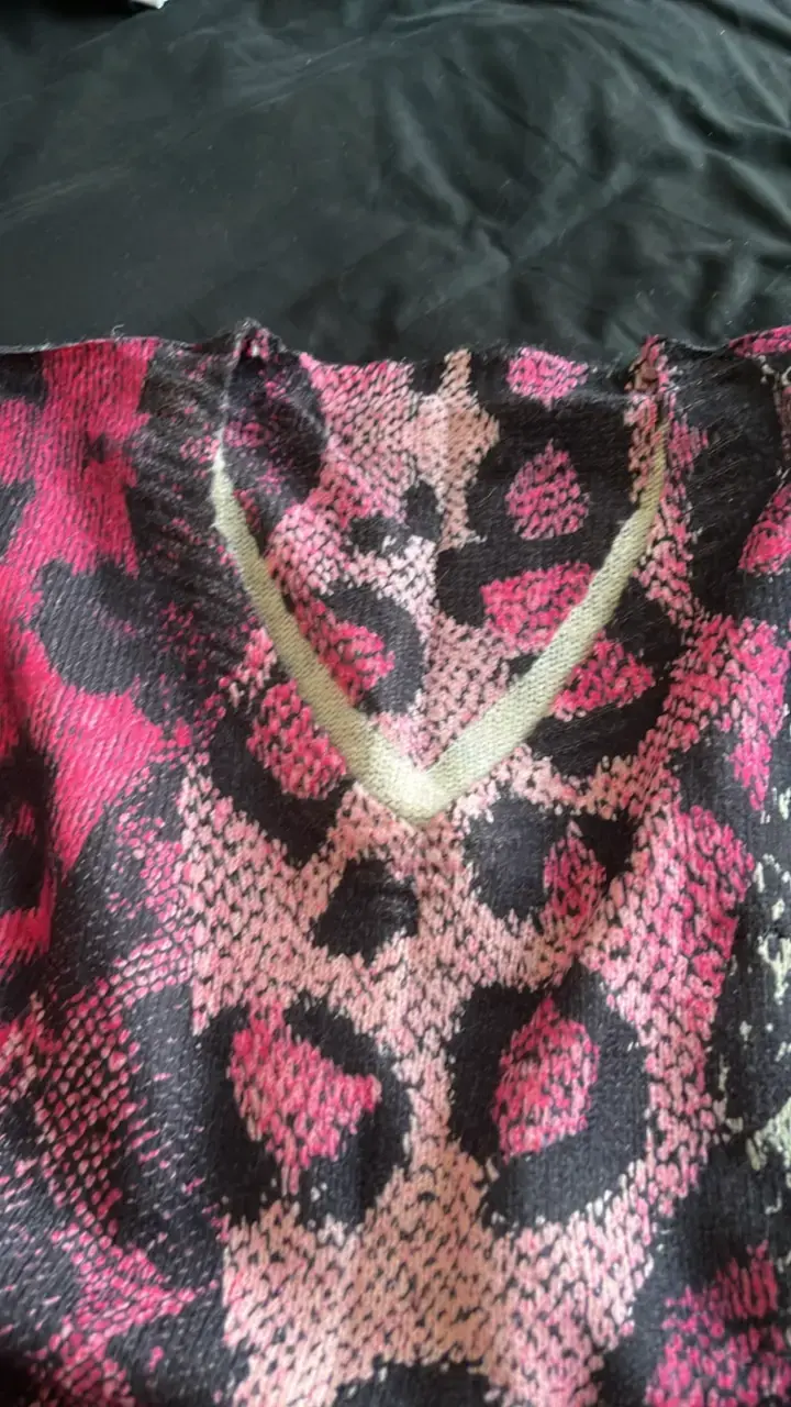 Sweater de mujer con estampado animal print - 2