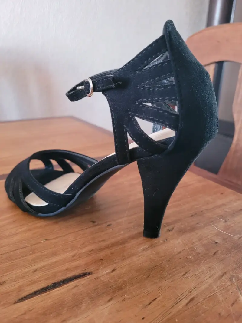 Sandalias de tacón negras Zibel elegantes - 2