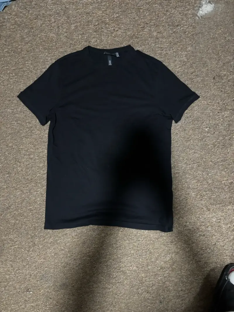 Polera negra slim fit H&M para hombre - 1