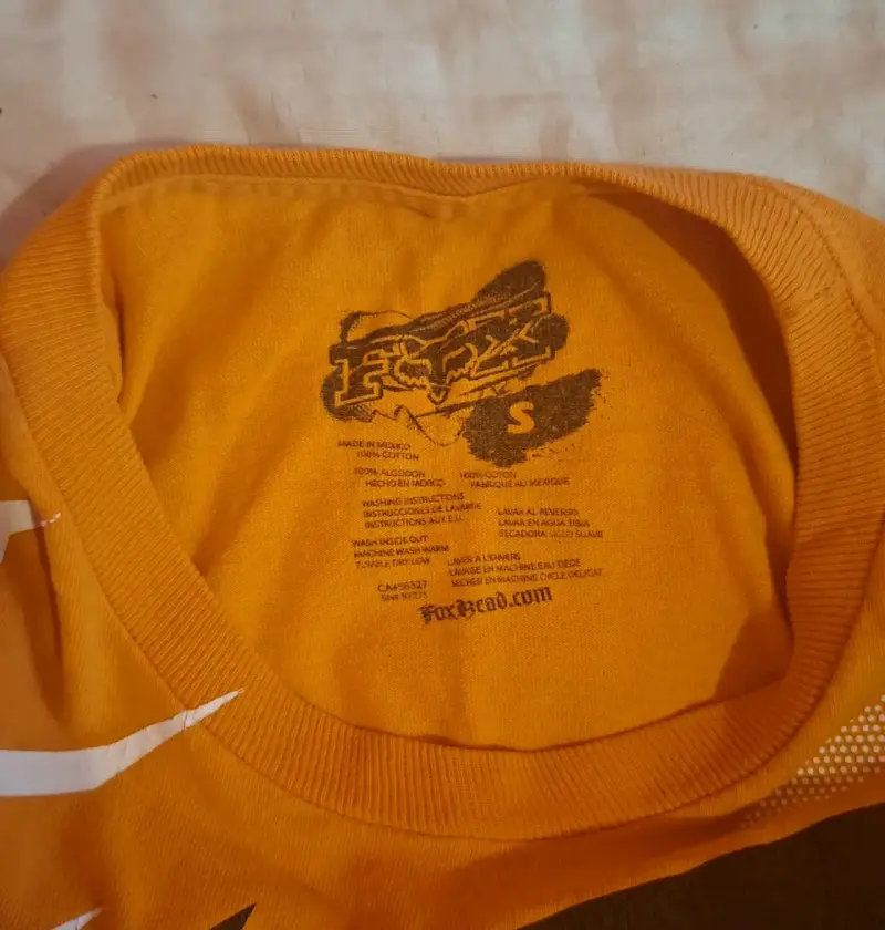 Polera Fox anaranjada y2k talla S - 3