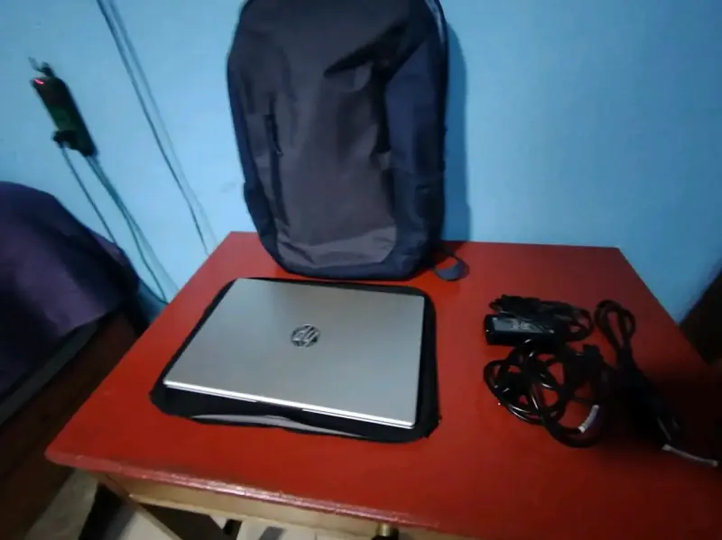 HPNotebook 14-EM0015LA , nuevo. - 4