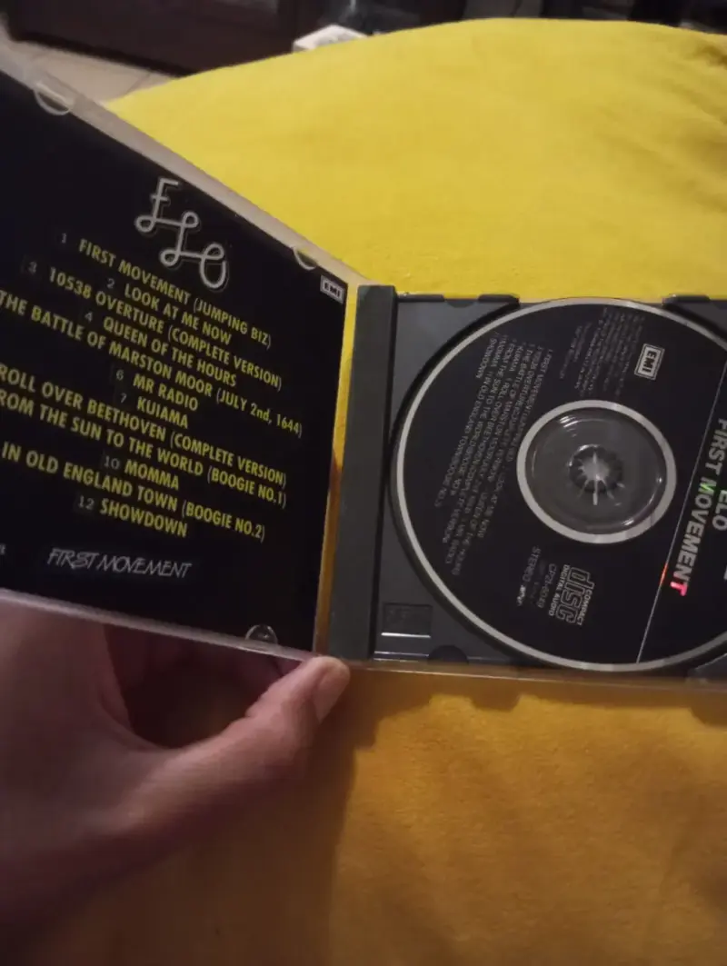 CD ELO (Electric Light Orchestra) - First Movement - 3