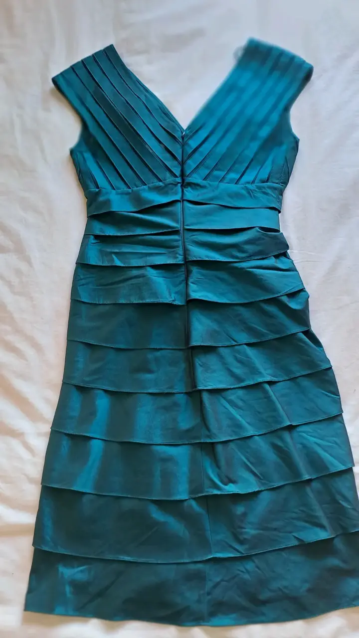 Vestido azul Adrianna Papell con volantes - 2